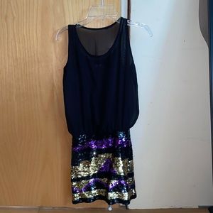 Flowers by Zoe dresssequin detailing and FREE GIFT